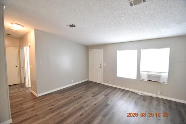 7515 SYMMES ROAD, Gibsonton, FL 33534