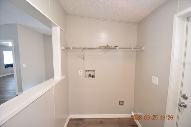 7515 SYMMES ROAD, Gibsonton, FL 33534