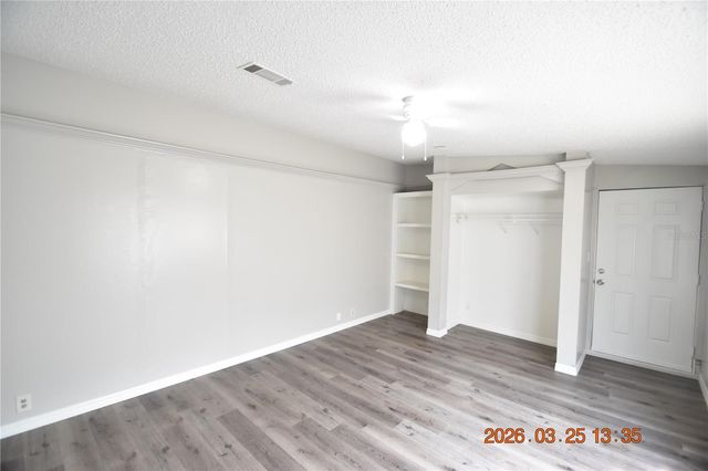 7515 SYMMES ROAD, Gibsonton, FL 33534