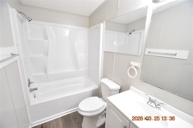 7515 SYMMES ROAD, Gibsonton, FL 33534