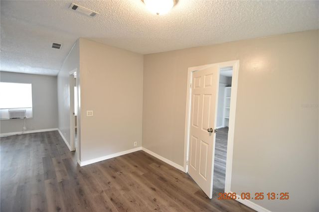 7515 SYMMES ROAD, Gibsonton, FL 33534