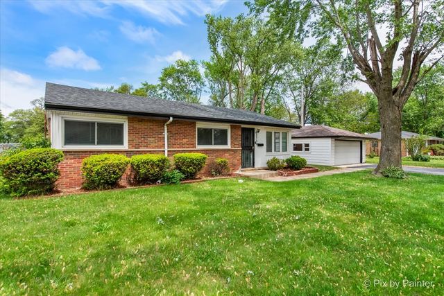 2756 Lancaster Drive, Markham, IL 60428