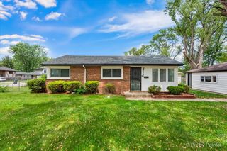 2756 Lancaster Drive, Markham, IL 60428