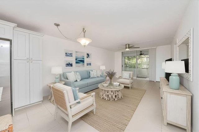 499 Forest Lakes BLVD # 110, Naples, FL 34105