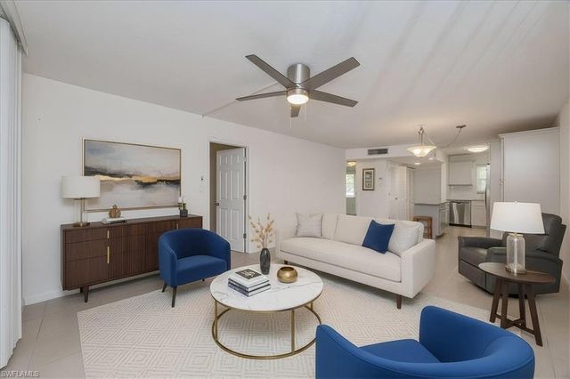 499 Forest Lakes BLVD # 110, Naples, FL 34105