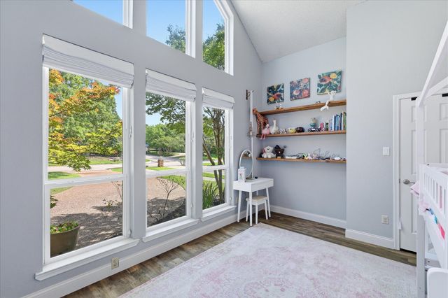 301 Chapelwood Drive, Colleyville, TX 76034