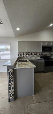 41 BARBERA LN, Palm Coast, FL 32137