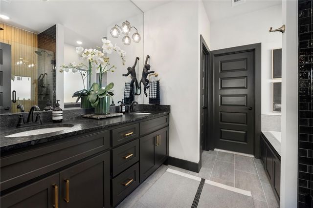 1339 Padova Avenue, Tontitown, AR 72762