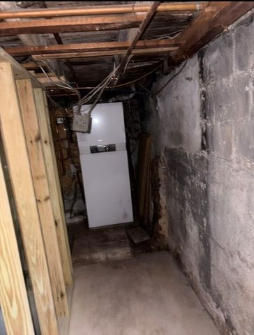 449 Frankfort St, Boston, MA 02128