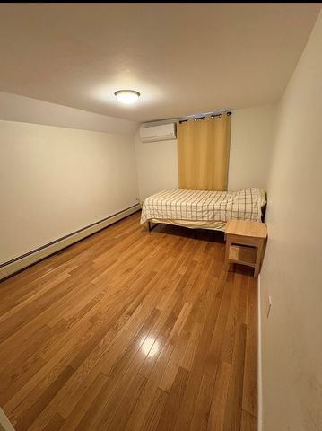 449 Frankfort St, Boston, MA 02128