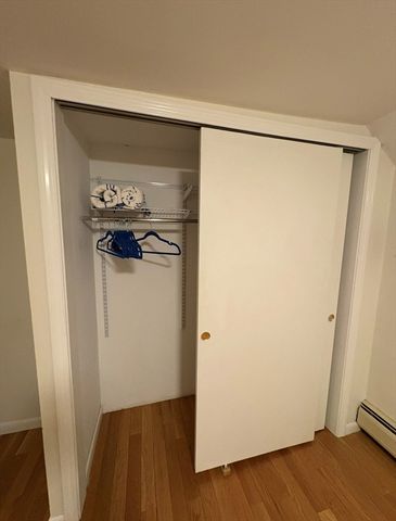 449 Frankfort St, Boston, MA 02128