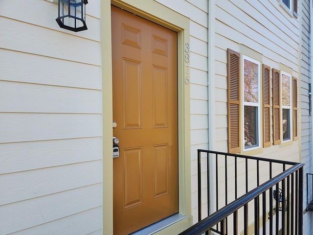 3876 Meadow Creek Drive, Peachtree Corners, GA 30092