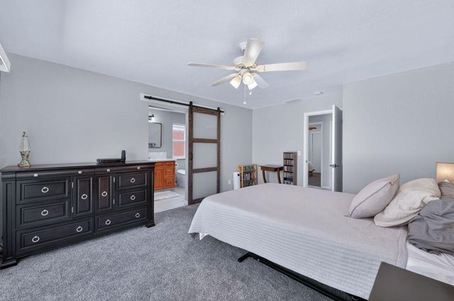 1581 Barstow Avenue, Clovis, CA 93611