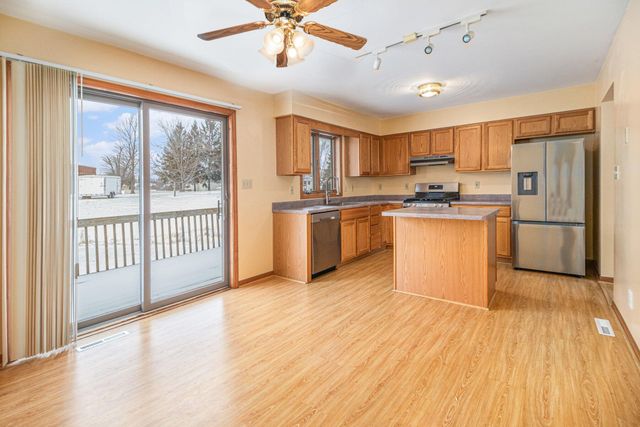 9082 Dallas Place, Crown Point, IN 46307