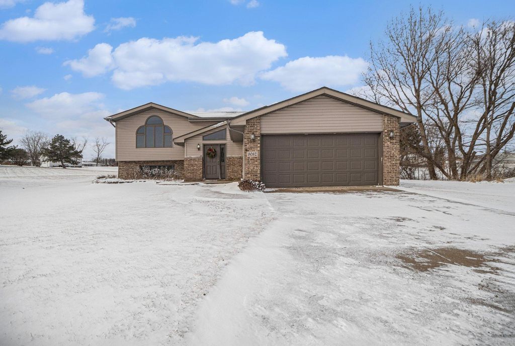 9082 Dallas Place, Crown Point, IN 46307