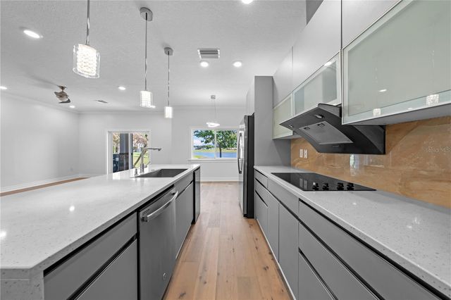 1935 GREENBRIAR TERRACE, Davenport, FL 33837