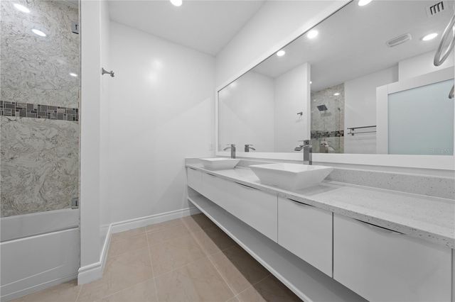 1935 GREENBRIAR TERRACE, Davenport, FL 33837