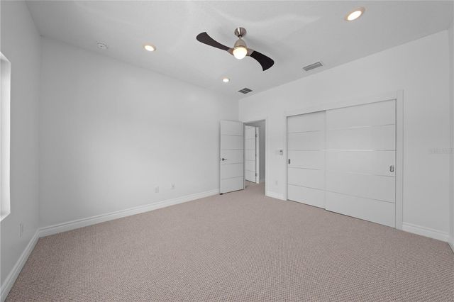 1935 GREENBRIAR TERRACE, Davenport, FL 33837