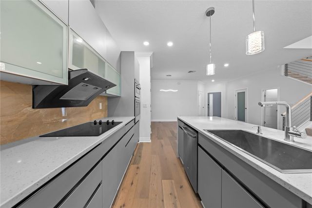 1935 GREENBRIAR TERRACE, Davenport, FL 33837