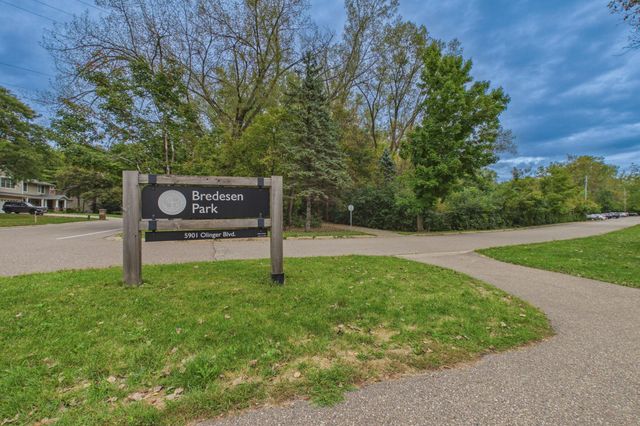 6005 Eden Prairie Road 210, Edina, MN 55436