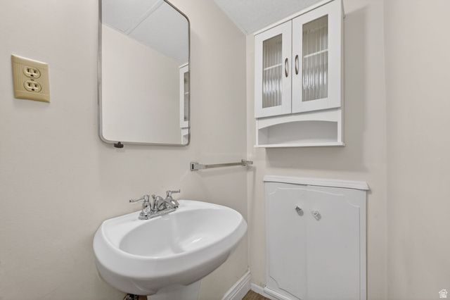 64 E 1300 S, Bountiful, UT 84010