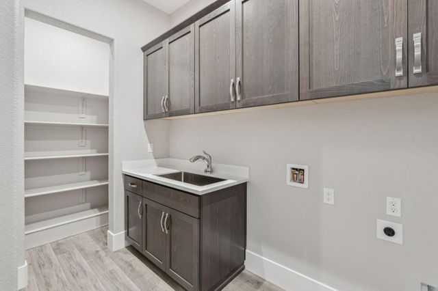 11625 Tortuguero Way, Rancho Cordova, CA 95742