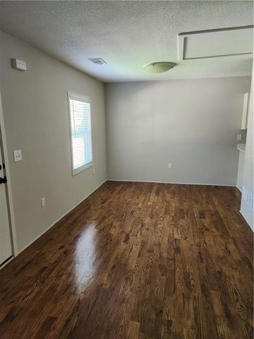 3013 E 77 Terrace, Kansas City, MO 64132