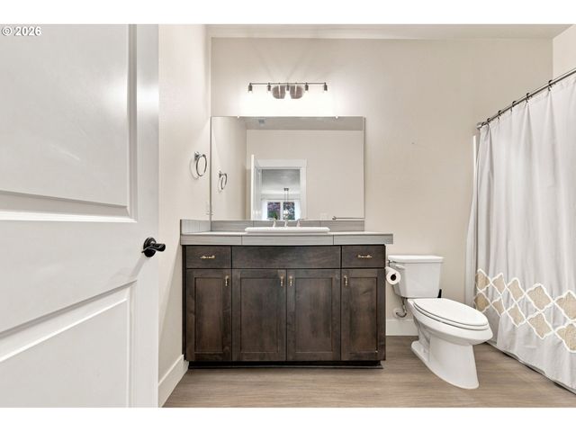 4208 Nw 121ST Cir, Vancouver, WA 98685