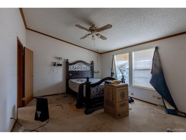 114 6th St, Hugo, CO 80821