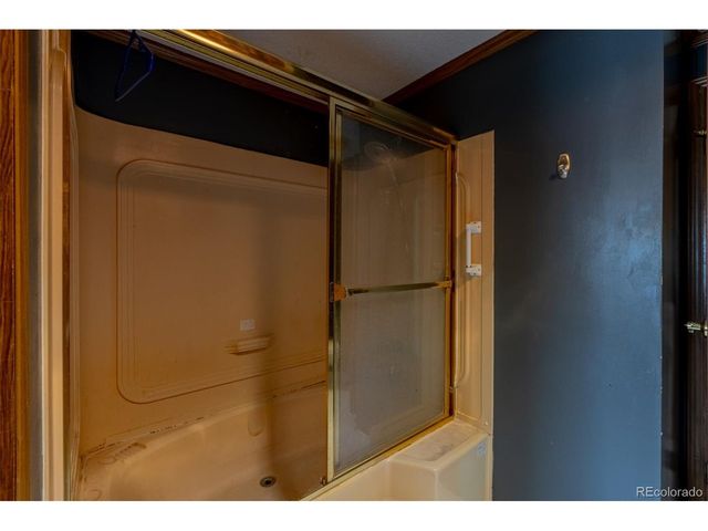 114 6th St, Hugo, CO 80821