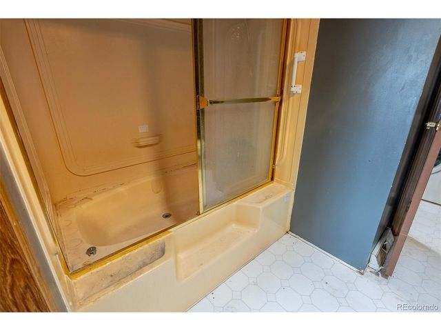 114 6th St, Hugo, CO 80821