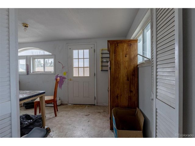 114 6th St, Hugo, CO 80821