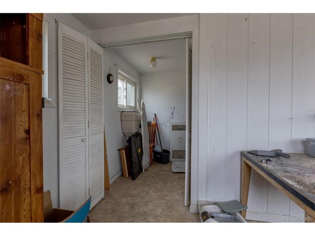 114 6th St, Hugo, CO 80821