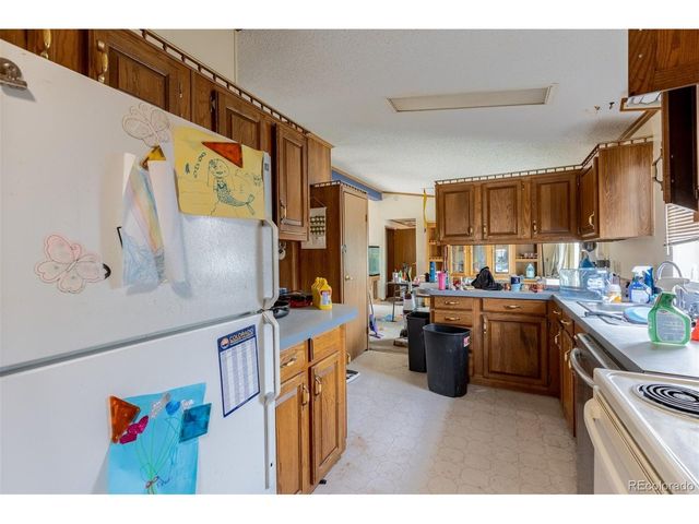 114 6th St, Hugo, CO 80821