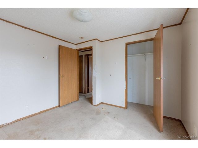 114 6th St, Hugo, CO 80821