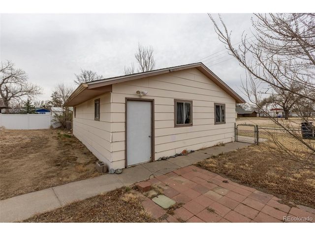 114 6th St, Hugo, CO 80821
