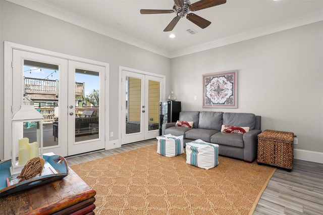 5118 Brigantine Cay Court, Texas City, TX 77590