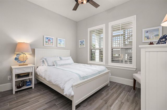 5118 Brigantine Cay Court, Texas City, TX 77590