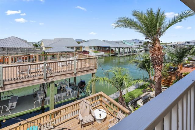 5118 Brigantine Cay Court, Texas City, TX 77590