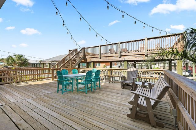 5118 Brigantine Cay Court, Texas City, TX 77590