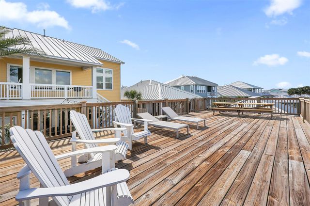 5118 Brigantine Cay Court, Texas City, TX 77590