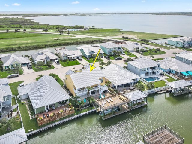 5118 Brigantine Cay Court, Texas City, TX 77590