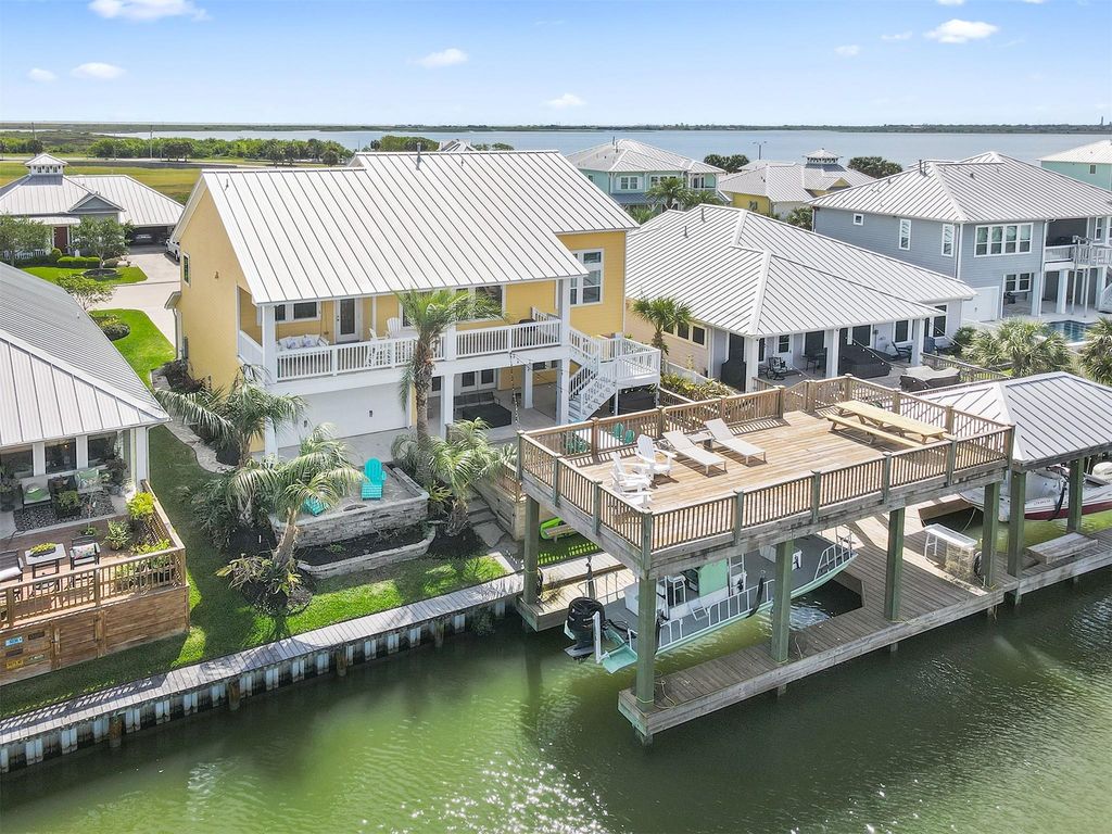 5118 Brigantine Cay Court, Texas City, TX 77590