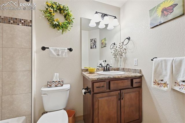 2218 Cliffmoor Lane, Pueblo, CO 81008