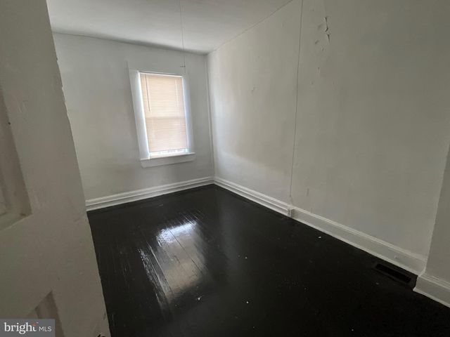 1723 E 25TH ST, Baltimore, MD 21213