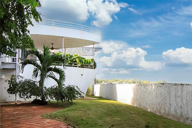 Casa Barco CALLE MAR BELLA, Vega Baja, PR 00693