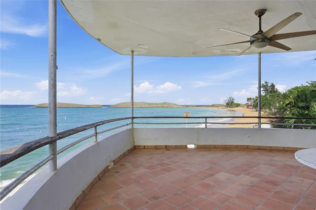 Casa Barco CALLE MAR BELLA, Vega Baja, PR 00693