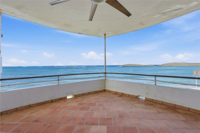 Casa Barco CALLE MAR BELLA, Vega Baja, PR 00693