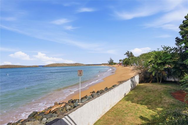 Casa Barco CALLE MAR BELLA, Vega Baja, PR 00693