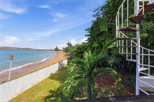 Casa Barco CALLE MAR BELLA, Vega Baja, PR 00693